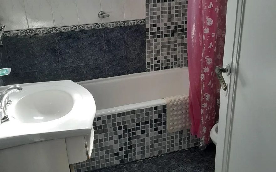 ALQUILER TEMPORARIO – CONGRESO – 1 AMBIENTE – Ayacucho al 200