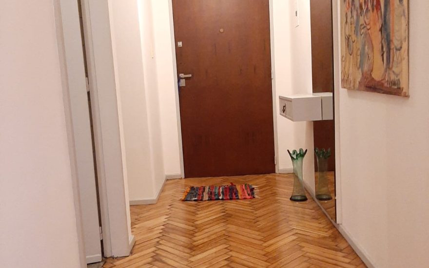 ALQUILER AMOBLADO – ABASTO – S. de Bustamante al 400