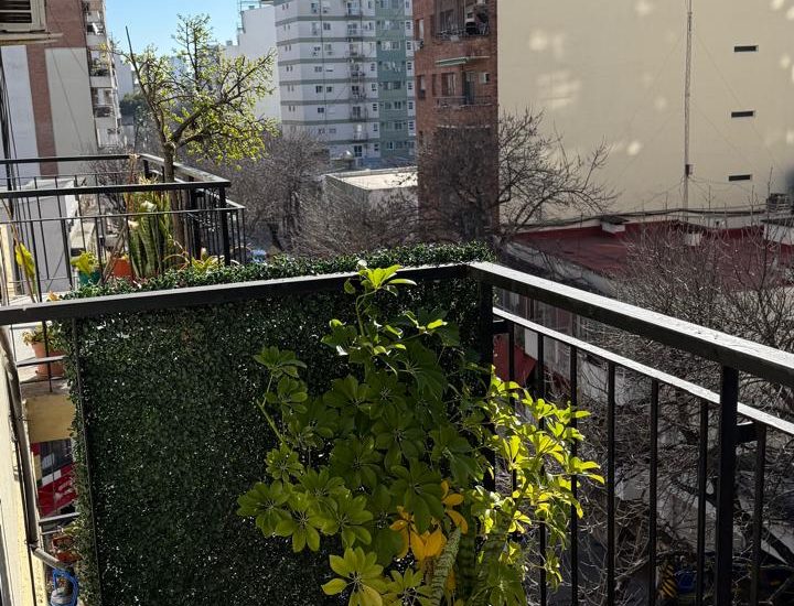 ALQUILER AMOBLADO – CABALLITO – 2 AMBIENTES – Hidalgo y Mendes de Andes