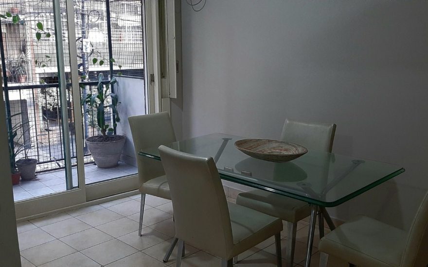 ALQUILER AMOBLADO – CABALLITO – 2 AMBIENTES – Guayaquil y Bertres