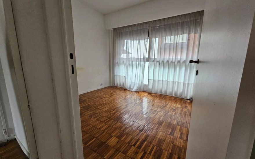 VENTA – RETIRO – 2 AMBIENTES – Paraguay al 700