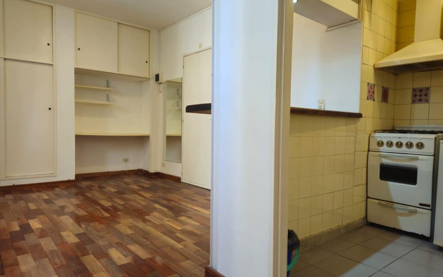 ALQUILER TEMPORAL SIN MUEBLES – RETIRO – 1 AMBIENTE – Talcahuano y Santa Fe