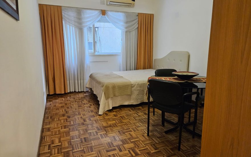 ALQUILER – RETIRO – 1 AMBIENTE SEMI AMOBLADO – Esmeralda al 900