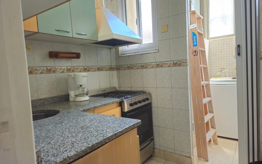 RESERVADO – ALQUILER AMOBLADO – MONSERRAT – V. CEVALLOS 300 – 1 AMBIENTE