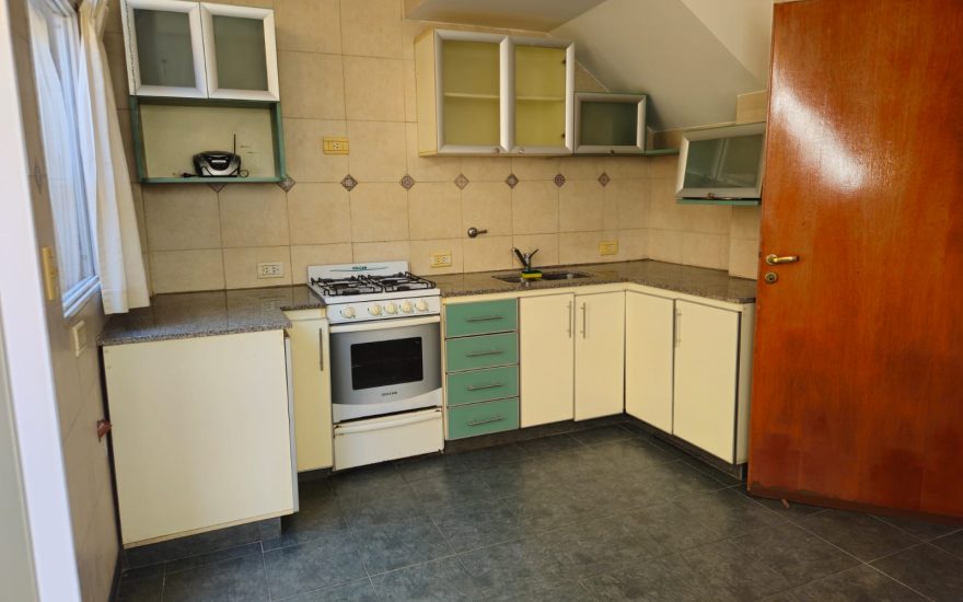 VENTA – VILLA PUEYRREDON – 3 AMBIENTES CON PATIO – Condarco al 5400