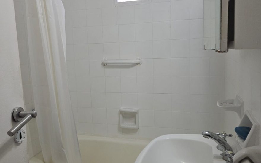 ALQUILER AMOBLADO – RECOLETA – 2 AMBIENTES – Arenales al 1800