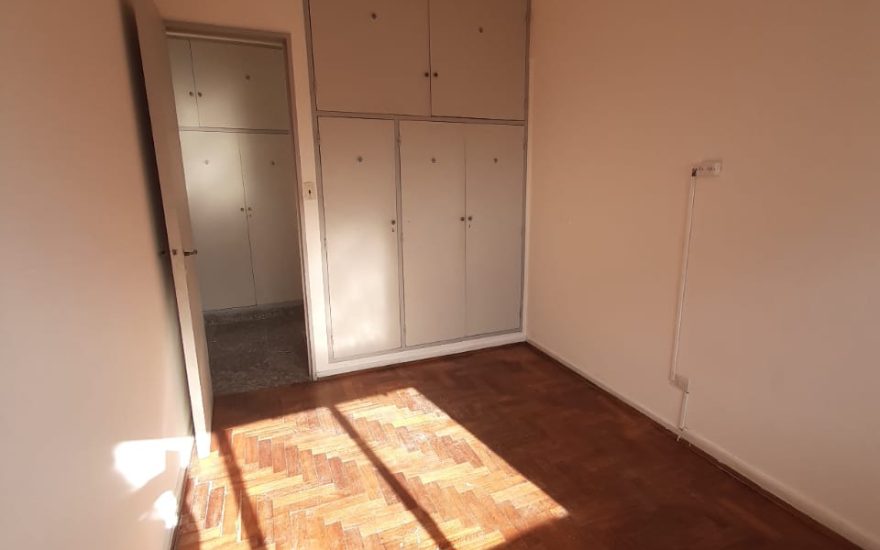 VENTA – FLORES – 3 AMBIENTES – Av Gaona 2500