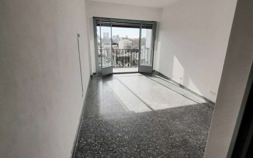 VENTA – FLORES – 3 AMBIENTES – Av Gaona 2500