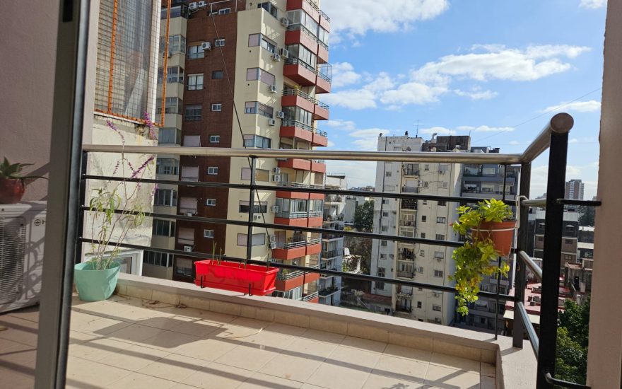 RESERVADO – RESERVADO – ALQUILER – ALMAGRO – 1 AMBIENTES GDE CON BALCON Y TERRAZA – Bartolome Mitre al 4000