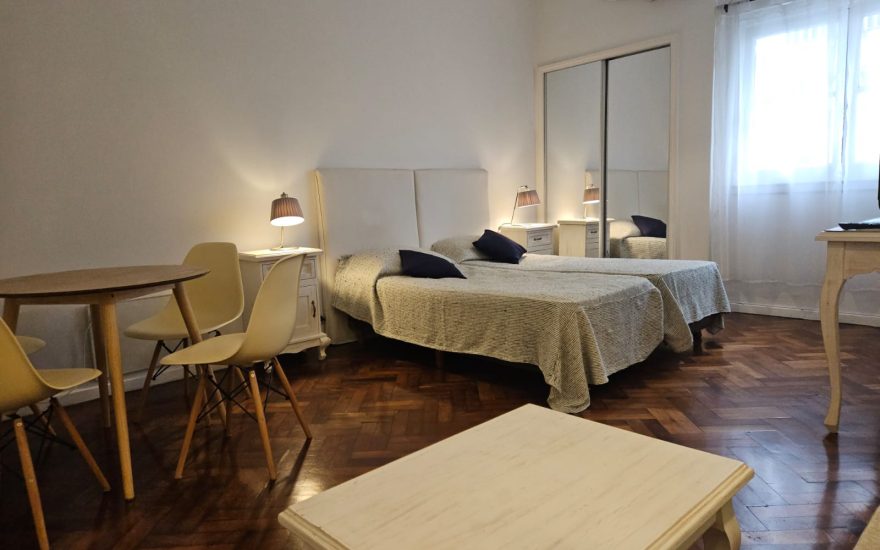 ALQUILER AMOBLADO – RECOLETA – 1 AMBIENTE –  Vicente Lopez y Callao Av