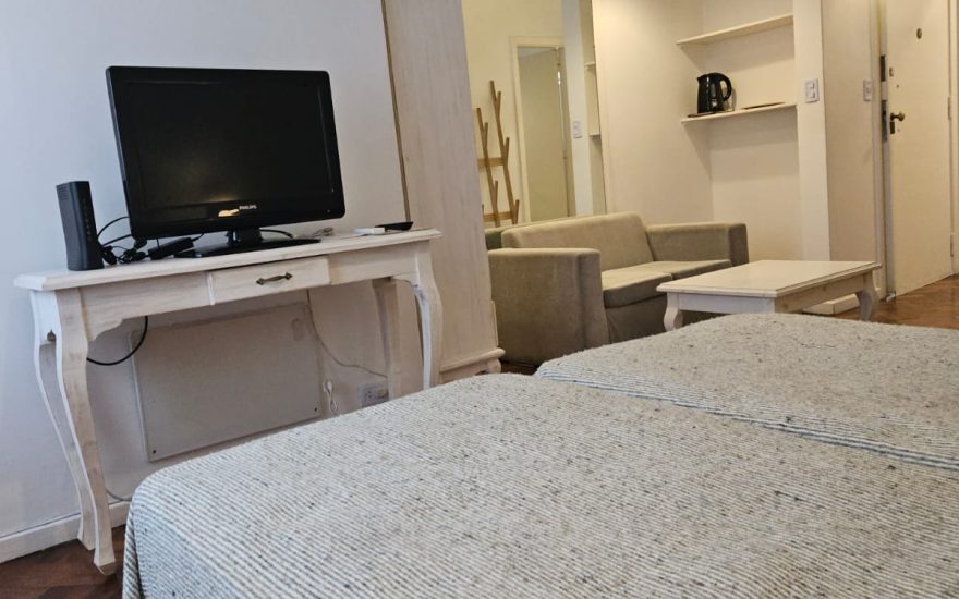 ALQUILER AMOBLADO – RECOLETA – 1 AMBIENTE –  Vicente Lopez y Callao Av