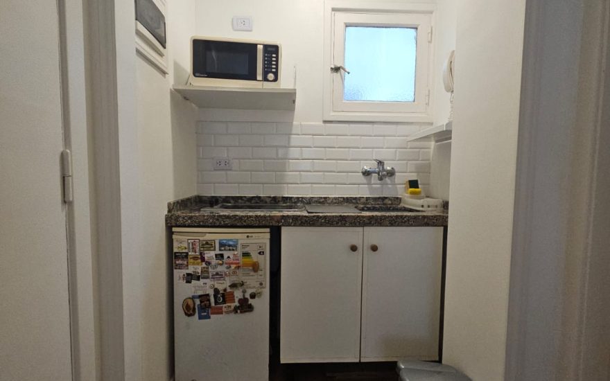 ALQUILER AMOBLADO – RECOLETA – 1 AMBIENTE –  Vicente Lopez y Callao Av