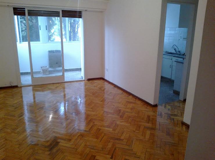 ALQUILER – BELGRANO – Enrique Martinez y Olazabal – 2 ambientes – libre 1 de abril