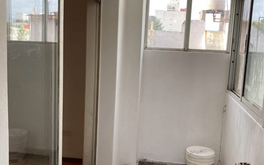 ALQUILER – BELGRANO – Enrique Martinez y Olazabal – 2 ambientes – libre 1 de abril