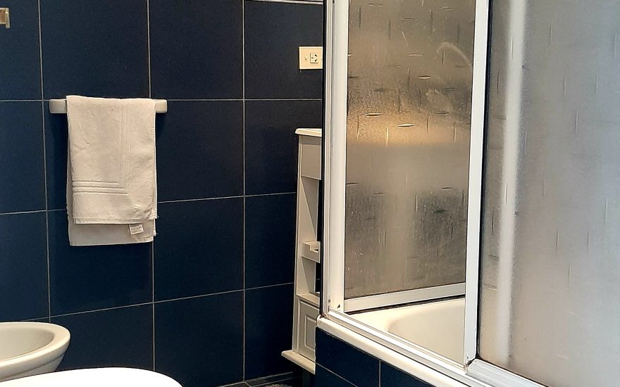 ALQUILADO – ALMAGRO – D. Peron 4100 – 3 ambientes con balcon y pileta