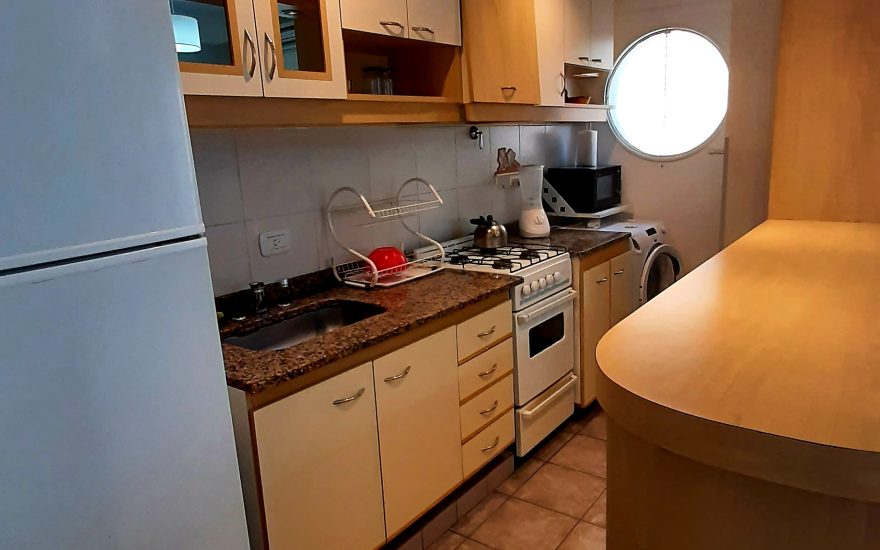 ALQUILADO – ALMAGRO – D. Peron 4100 – 3 ambientes con balcon y pileta