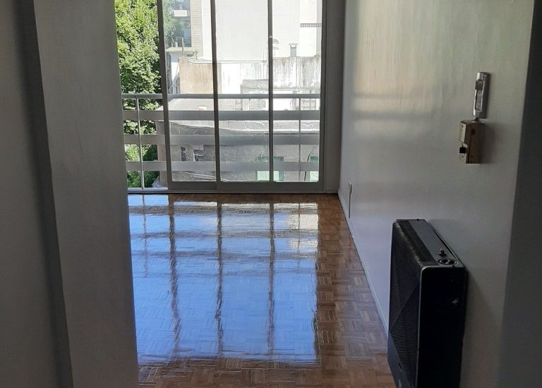 ALQUILADO – PALERMO – Uriarte y Charcas – 3 ambientes con balcon