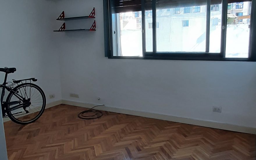 ALQUILADO – ALMAGRO – Sarmiento al 4200 – 2 ambientes