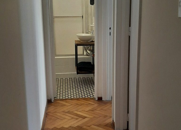 ALQUILADO –  RECOLETA – Av. Santa Fe 2200 – 3 ambientes con balcon