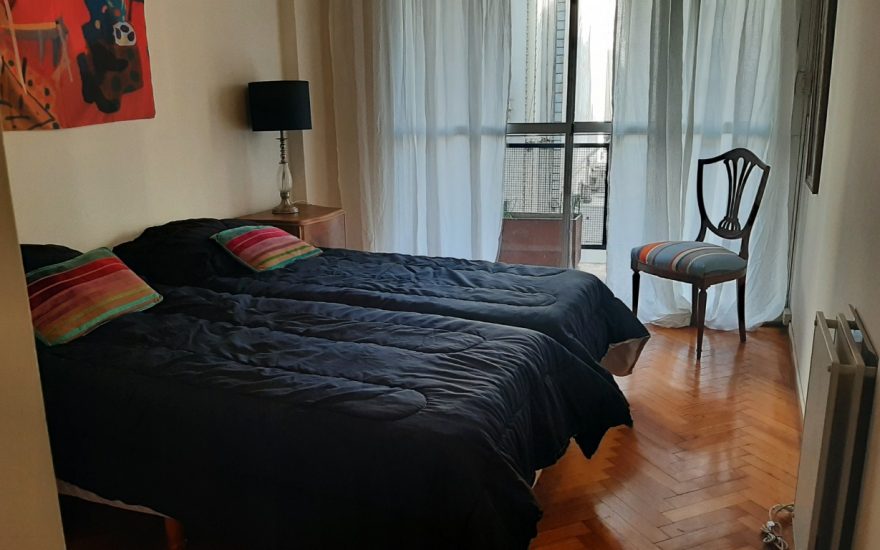 ALQUILADO –  RECOLETA – Av. Santa Fe 2200 – 3 ambientes con balcon