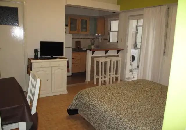 VENTA – PALERMO – Arenales al 3400 – 1 ambiente con patio