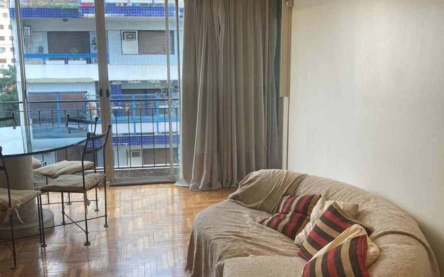 LIBRE 01/08 – COLEGIALES – Freire y Av. Elcano – 3 ambientes con dependencia