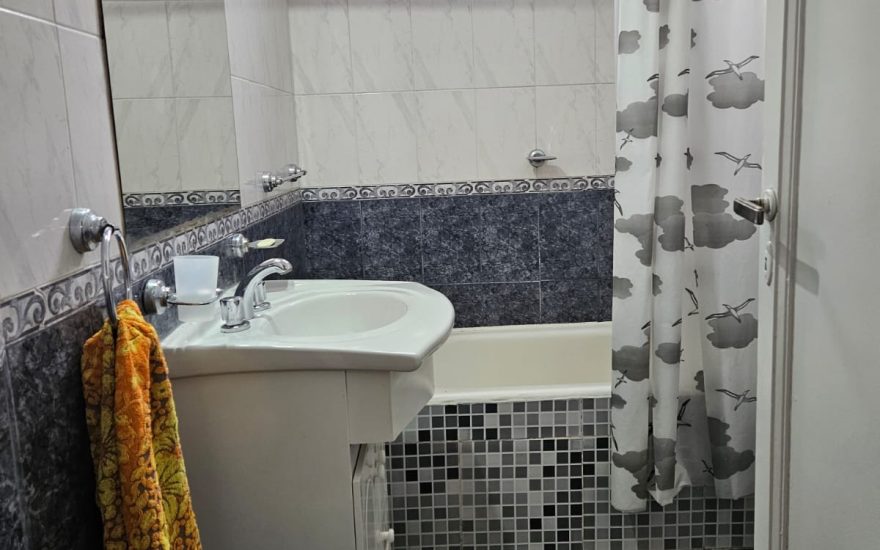 RESERVADO ——— ALQUILER TEMPORARIO – CONGRESO – 1 AMBIENTE – Ayacucho al 200