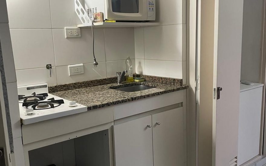 ALQUILER AMOBLADO – PALERMO – Coronel Diaz y Av. Las Heras – 1 ambiente