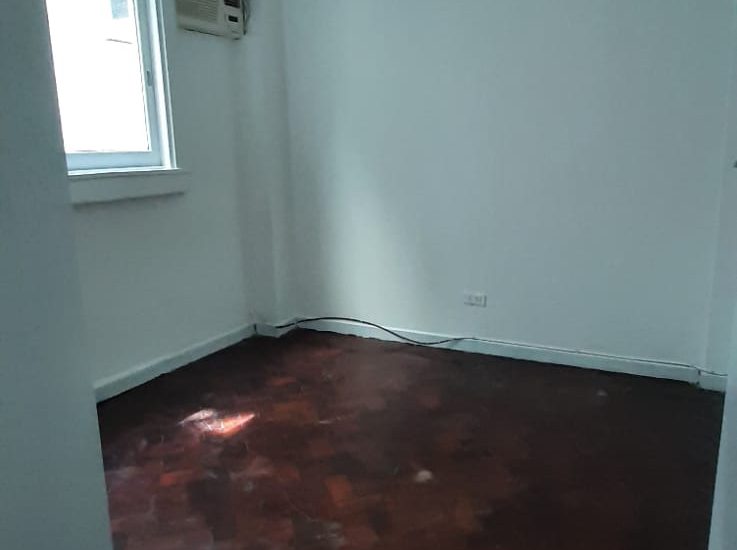 LIBRE – ALQUILER 1 o 2 AÑOS – FACULTAD – Paso y Av. Cordoba – 2 ambientes