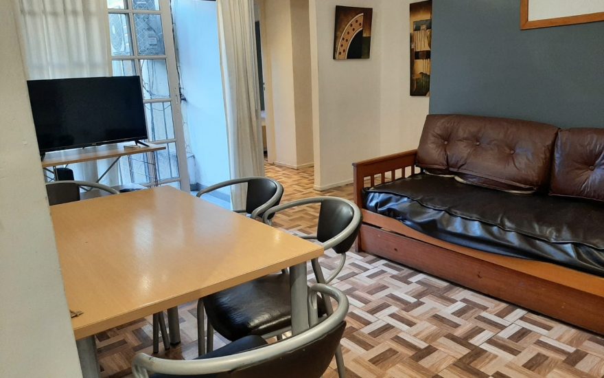 ALQUILER TEMPORARIO – CENTRO – Sarmiento 1700