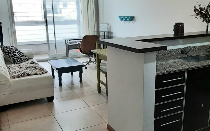 ALQUILER TEMPORARIO – MONSERRAT – Av. Independencia 1300