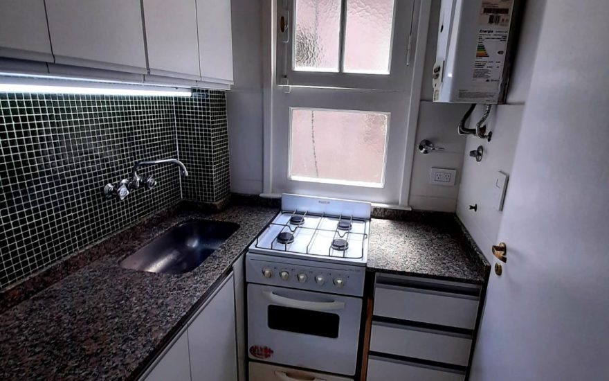 ALQUILER – SAN TELMO – 2 AMBIENTES – Carlos Calvo al 300