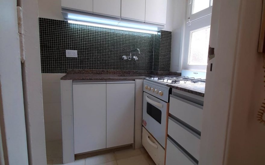 ALQUILER – SAN TELMO – 2 AMBIENTES – Carlos Calvo al 300
