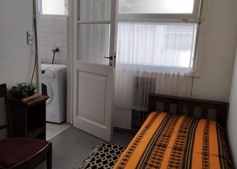 ALQUILER TEMPORARIO – RETIRO – 3 AMB C/DEP – Talcahuano 900