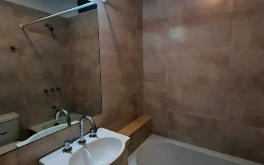 ALQUILER – SAN TELMO – 2 AMBIENTES – Carlos Calvo al 300