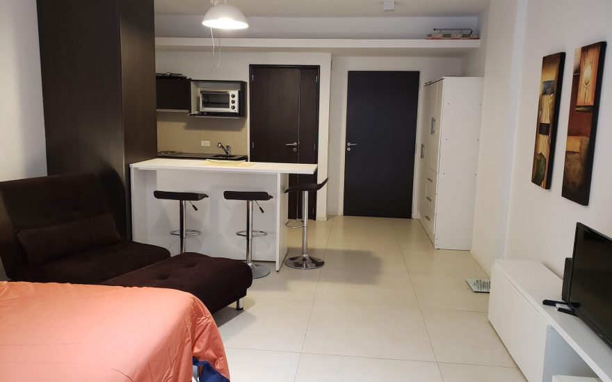 AMOBLADO – PALERMO – 1 AMBIENTE – Eslovenia y Arce