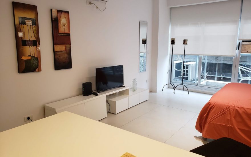 AMOBLADO – PALERMO – 1 AMBIENTE – Eslovenia y Arce