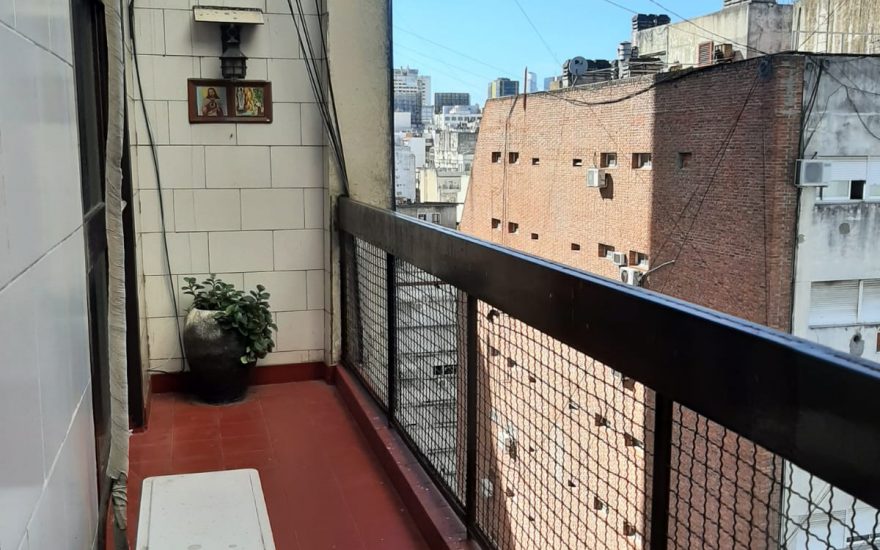 ALQUILER AMOBLADO – CENTRO – AV CORRIENTES 1300 – 1 AMBIENTE