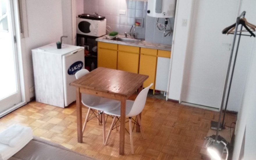 LIBRE 1/03 – ALQUILER AMOBLADO – SAN NICOLAS – Av. Corrientes 1600 – 1 ambiente