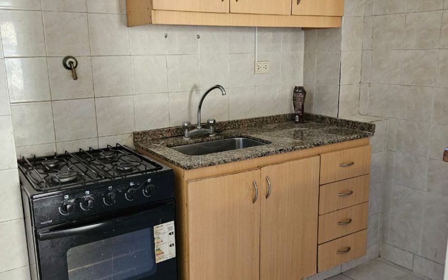 ALQUILER – ALMAGRO – 2 AMBIENTES – Billinghurst y Av. Corrientes