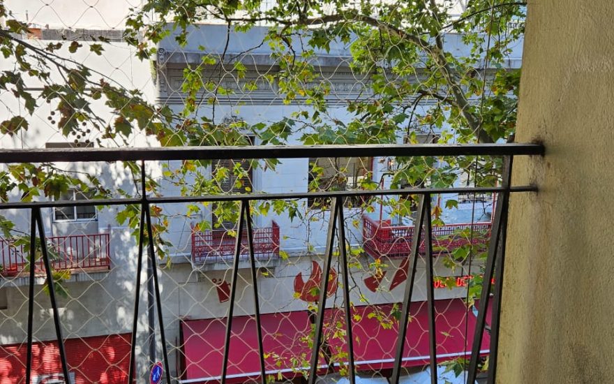 ALQUILER – ALMAGRO – 2 AMBIENTES – Billinghurst y Av. Corrientes