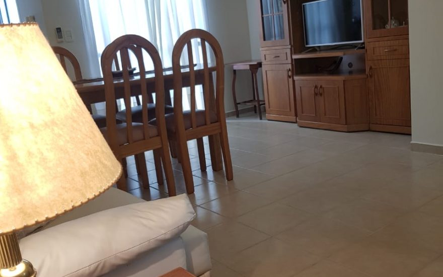 ALQUILER AMOBLADO – MONTE CASTRO – Pasaje Albania 4500 – 2 ambientes con patio