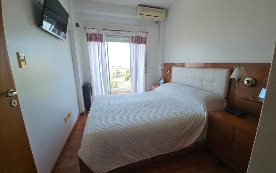 VENTA – AMOBLADO 4 AMBIENTES C/COCH – PARQUE CHACABUCO – Eva Peron 1200