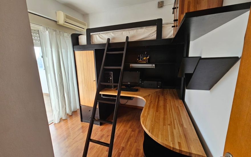 VENTA – AMOBLADO 4 AMBIENTES C/COCH – PARQUE CHACABUCO – Eva Peron 1200