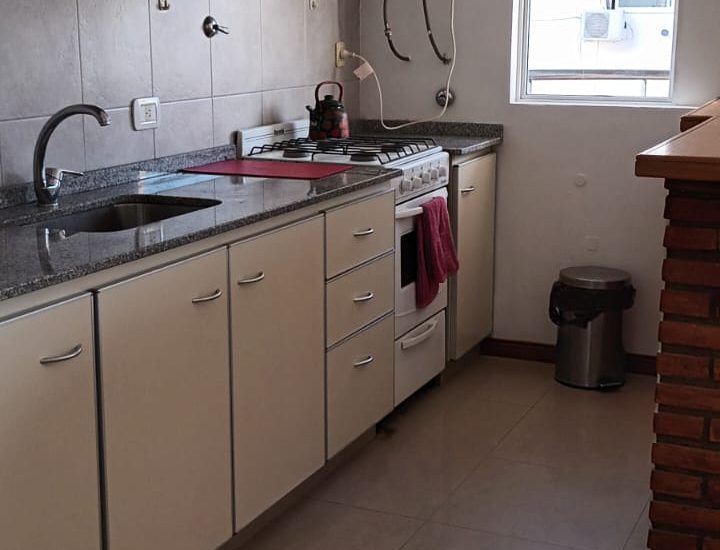 ALQUILER AMOBLADO – VILLA PUEYRREDON – Cuenca al 4800 – 2 ambientes