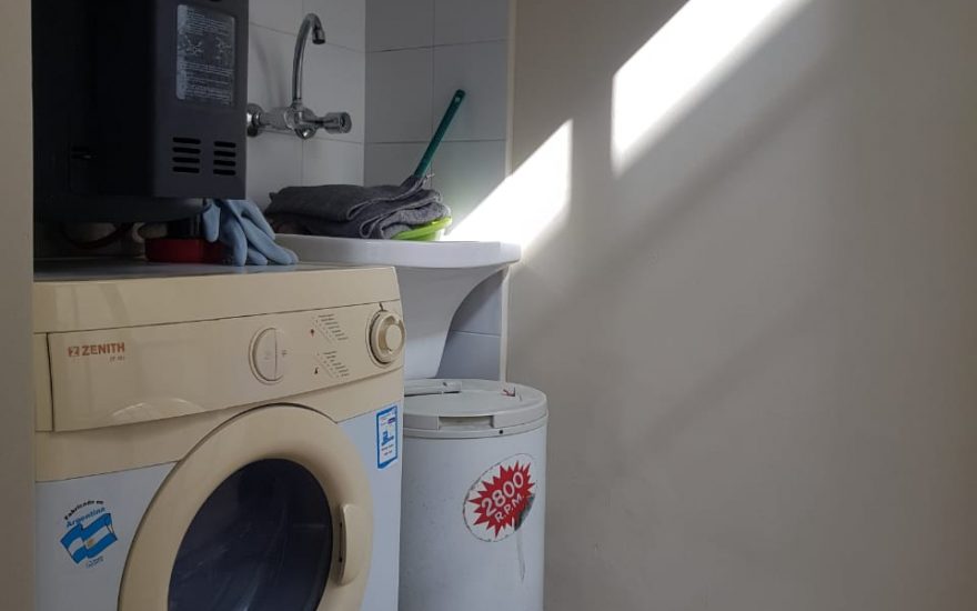 ALQUILER AMOBLADO – MONTE CASTRO – Pasaje Albania 4500 – 2 ambientes con patio