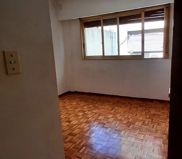 ALQUILO – MONSERRAT – 2 AMBIENTES – Alsina al 1600