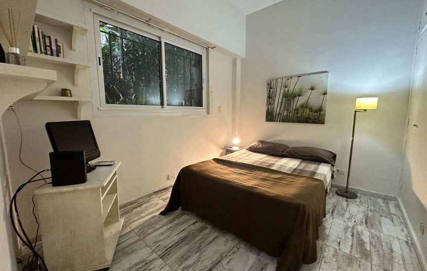 ALQUILADO – ALQUILER AMOBLADO – RECOLTA – 2 AMBIENTES  – P. de Melo y Ayacucho