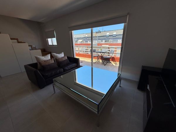 LIBRE – ALQUILER AMOBLADO – PUERTO MADERO – 3 AMBIENTES – Juana Manso 1600