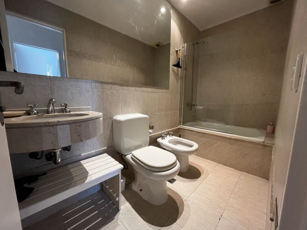LIBRE – ALQUILER AMOBLADO – PUERTO MADERO – 3 AMBIENTES – Juana Manso 1600